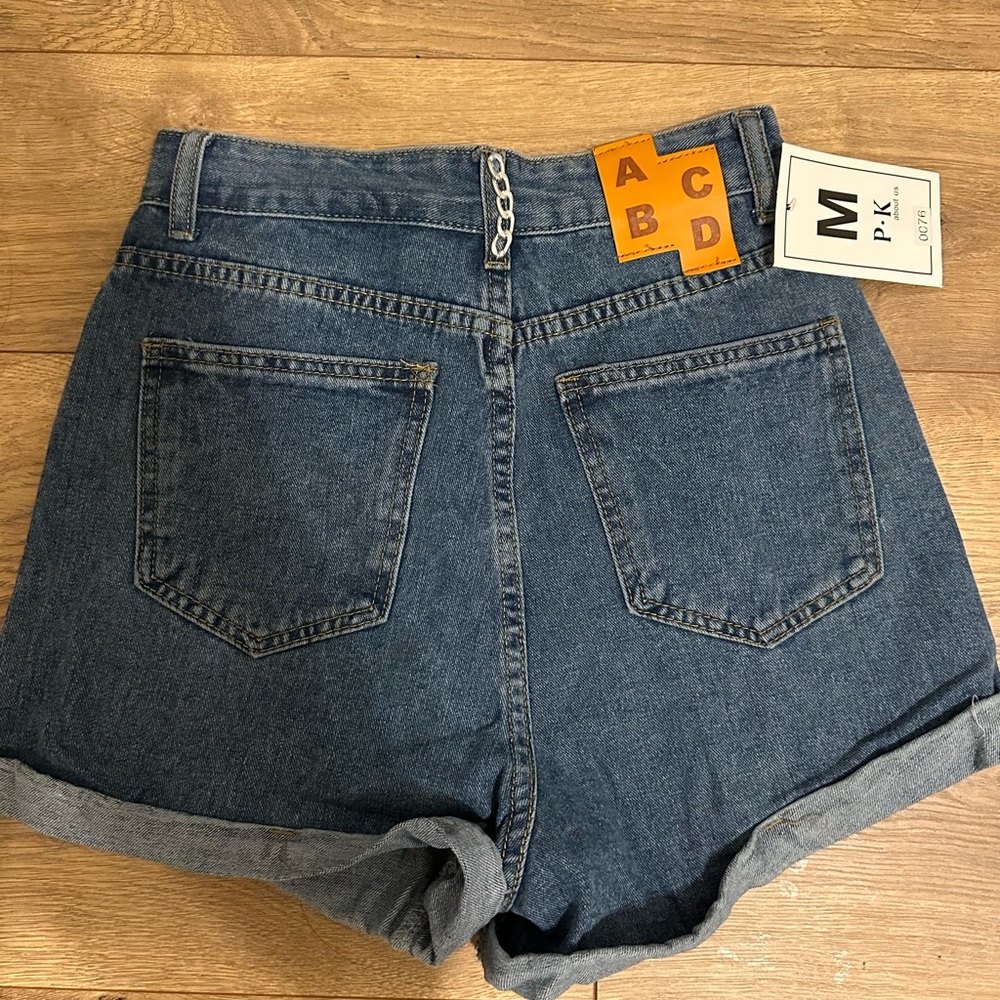 Jean shorts high waisted NWT